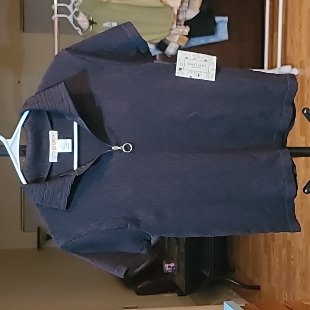 SOHO LADY Seamless 3/4 Zip Top Size M/ L